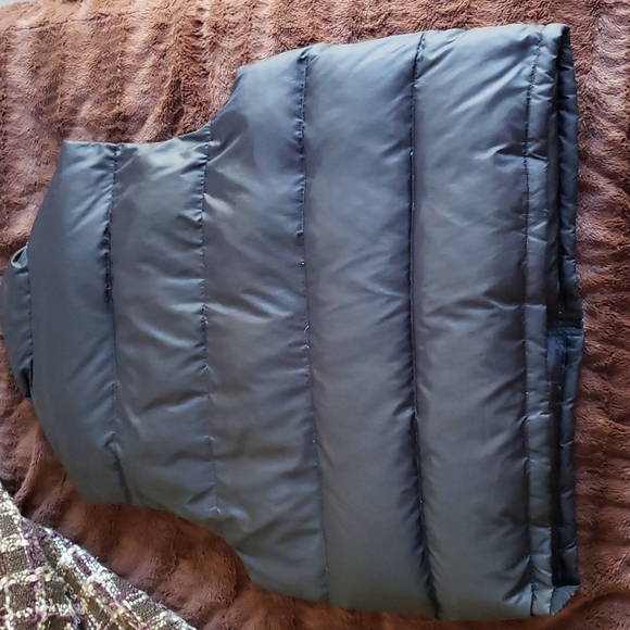 SOLD - Down puffer vest - Picture 3 of 6
